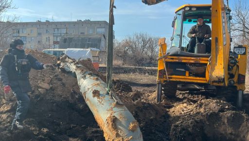 У Харкові на території житлового масиву знайшли російську авіабомбу, що не вибухнула (ФОТОФАКТ)