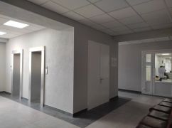 Мерія показала оновлені лікарні Харкова