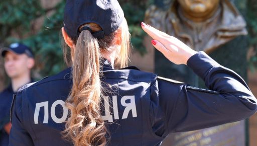 В Харькове открыли памятник полковнику, погибшему во время повторного авиаудара