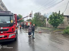 В Харькове сгорел частный дом: Хозяин получил ожоги