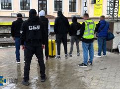 У Харкові СБУ спіймала "кур’єра" у схеми втечі ухилянтів