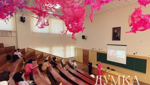 Известный европейский художник представил биофутуристическую инсталляцию в Харькове (ФОТОФАКТ)