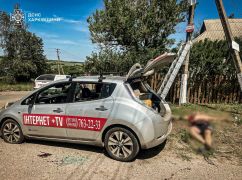 Рятувальники показали жахливі кадри з Ізюмщини, де росіяни з "Градів" вбили двох людей