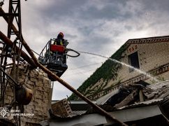 Спасатели ликвидировали пожары после ночной атаки на Харьков