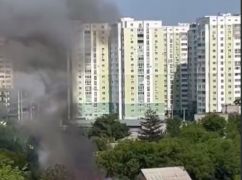 У Харкові сталася масштабна пожежа поблизу Центрального ринку: відео