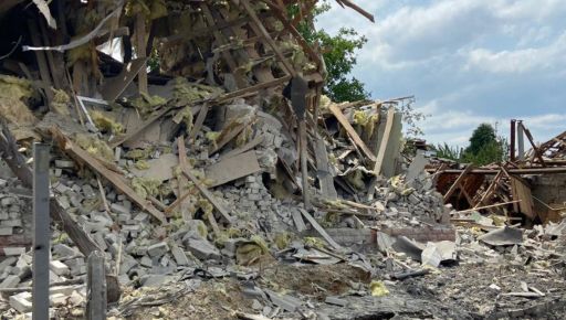 РФ скинула півтонну бомбу на Куп'янськ: одна людина загинула
