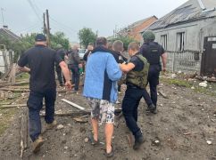 Авиаудар по Золочеву: бомбы уничтожили два и повредили 28 домов