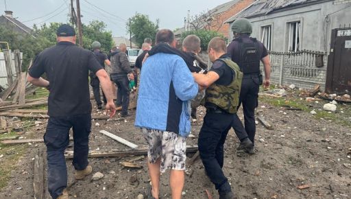 Авіаудар по Золочеву: бомби знищили два і пошкодили 28 будинків