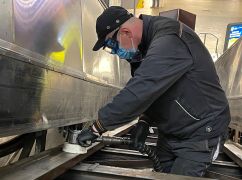 В Харькове после четырех лет простоя заработал эскалатор на станции метро "Академика Барабашова"