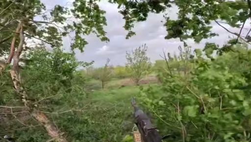 Російський добровольчий корпус показав штурм агрегатного заводу на Харківщині
