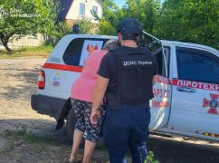 В Харьковской области спасатели эвакуировали трех человек под обстрелами