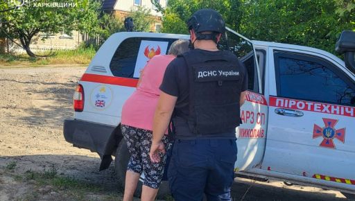 У Харківській області рятувальники евакуювали трьох людей під обстрілами