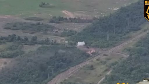 Дроны "Ахиллеса" сожгли танк и бронетехнику врага на Харьковщине