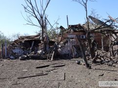 Задоренко показав наслідки авіаудару по Дергачівщині: кадри з місця
