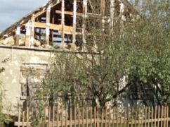 На Харківщині ворог бив по приватних житлових будинках: поранено людину