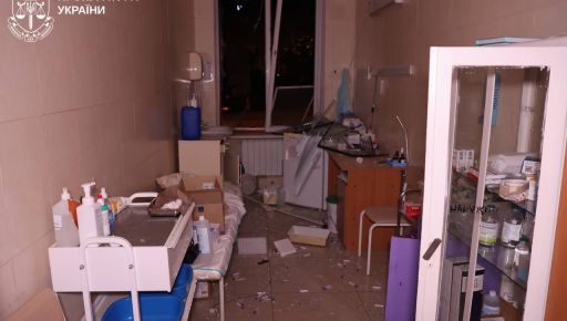 Патрульні показали, як евакуювали людей після авіаудару по харківській лікарні 13 жовтня