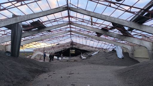 Окупанти знищили сільгосппідприємство на Харківщині: кадри з місця