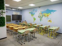 Синегубов показал строящиеся подземные школы в Харьковской области