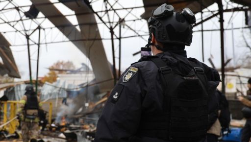 Полиция показала последствия российских обстрелов в Харьковской области