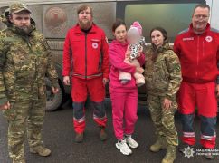 Вагітні, діти та літні люди: "Білий Янгол" провів серію складних евакуацій на Харківщині