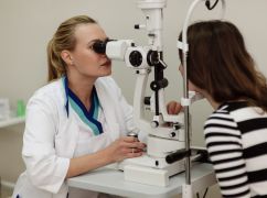 Сучасні методи обстеження очей: що входить у повну діагностику зору