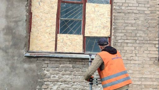 Харківжитлобуд після обстрілів за місяць закрив контури 94 будинків (ФОТОРЕПОРТАЖ)
