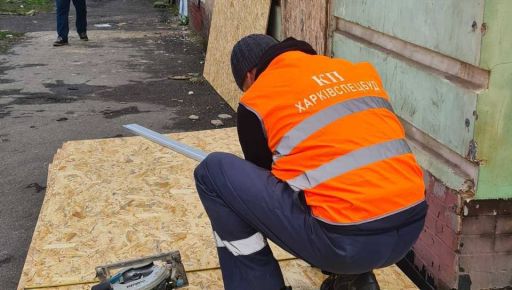 Харківські комунальники за тиждень відновили 2 тисячі квадратів контурів багатоповерхівко – мерія