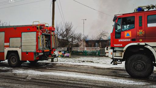 Рятувальники показали обстріляний будинок на Харківщині, де постраждали діти