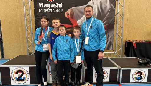 Харьковские каратисты завоевали медаль на международном турнире в Нидерландах