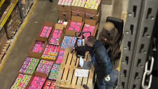 В Харьковской области разоблачили масштабную схему продажи нелегальных электронных сигарет