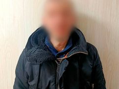 Розбій у магазині Харкова: чоловік забрав касу, погрожуючи ножем