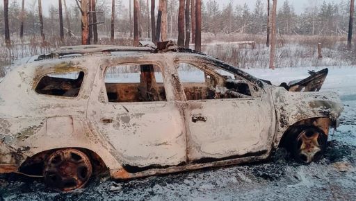 FPV-дрон ударив по авто поліції під час евакуації на Харківщині: фото з місця