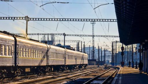 Поїзди з Харкова затримуються на кілька годин: які рейси вибилися з графіка