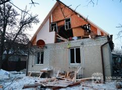 Зʼявилися фото з приватного сетктору в Харкові, куди впала російська бомба