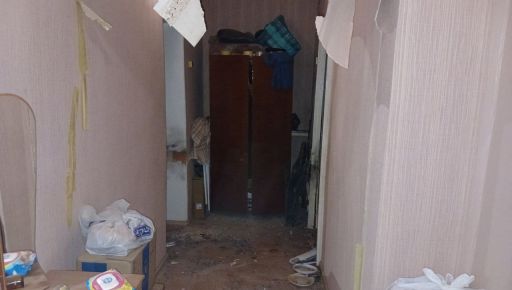 Оккупанты обстреляли частный дом и пятиэтажку в Харьковской области: кадры с места