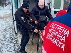 В Харьковской области из-за гололедицы женщина упала с велосипеда и получила травму