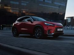 Lexus LBX: современный компактный кроссовер премиум-класса для города