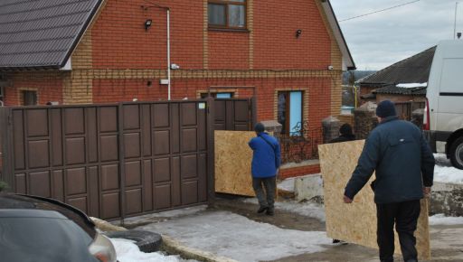 Внаслідок обстрілу у Чугуєві пошкоджено шість будинків, один знищено повністю