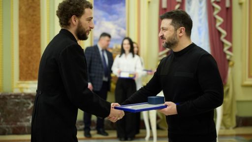Харківський стендапер отримав "Золоте серце" від Зеленського