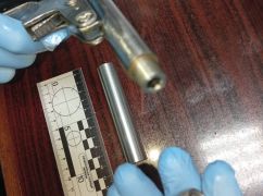 На Харківщину з Чернігова пересилали саморобну зброю по пошті &ndash; поліція