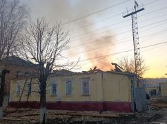 Массированная атака дронов на Золочев: двое жителей нуждались в медпомощи