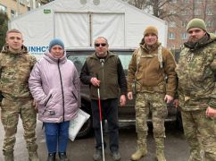 Через неделю полицейские эвакуировали 22 жителей Харьковщины, среди них &ndash; маломобильные