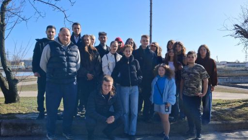 Как работают коммунальщики прифронтового Харькова: экскурсия для молодежи