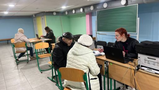 На Холодній Горі виїзний ЦНАП почав оформлювати заяви на "єВідновлення"