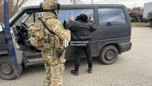 ДБР за підозрою у продажі бойових дронів затримало командира батареї на Харківщині