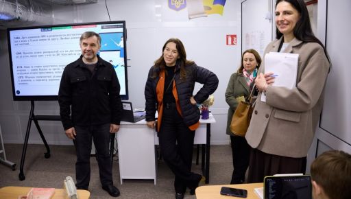 Представитель ООН посетила метрошколу в Харькове: что известно