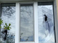 Оккупанты ударили FPV на оптоволокне по гражданской машине под Харьковом: кадры с места