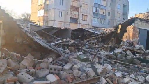 Оккупанты запустили рой дронов "Молния" на Золочев в Харьковской области: кадры с места