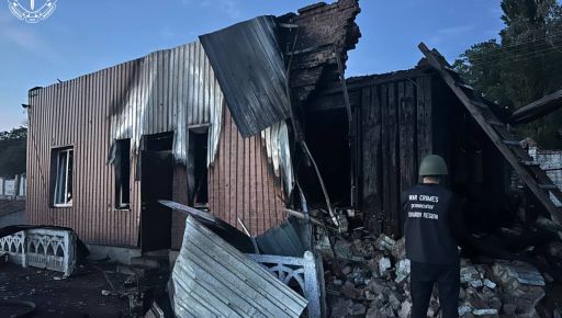 Армія РФ обстріляли міський стадіон на Харківщині, контузило трьох людей: кадри з місця