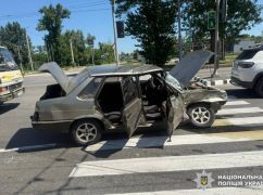 В Харькове в утреннем ДТП пострадали шесть человек, среди них &ndash; трое детей